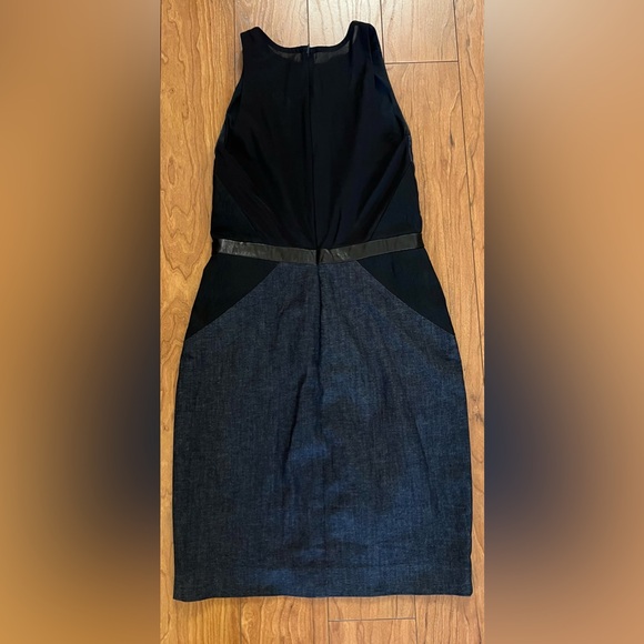 Nicole Miller Atelier Size 2 Strapless Blue Denim Sheath Black Office Classic - Picture 8 of 10